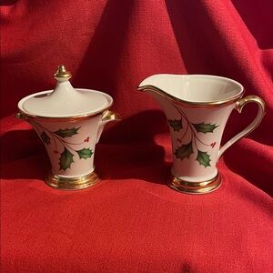 Festive Lenox Holly Creamer and Sugar Set with Gold Trim